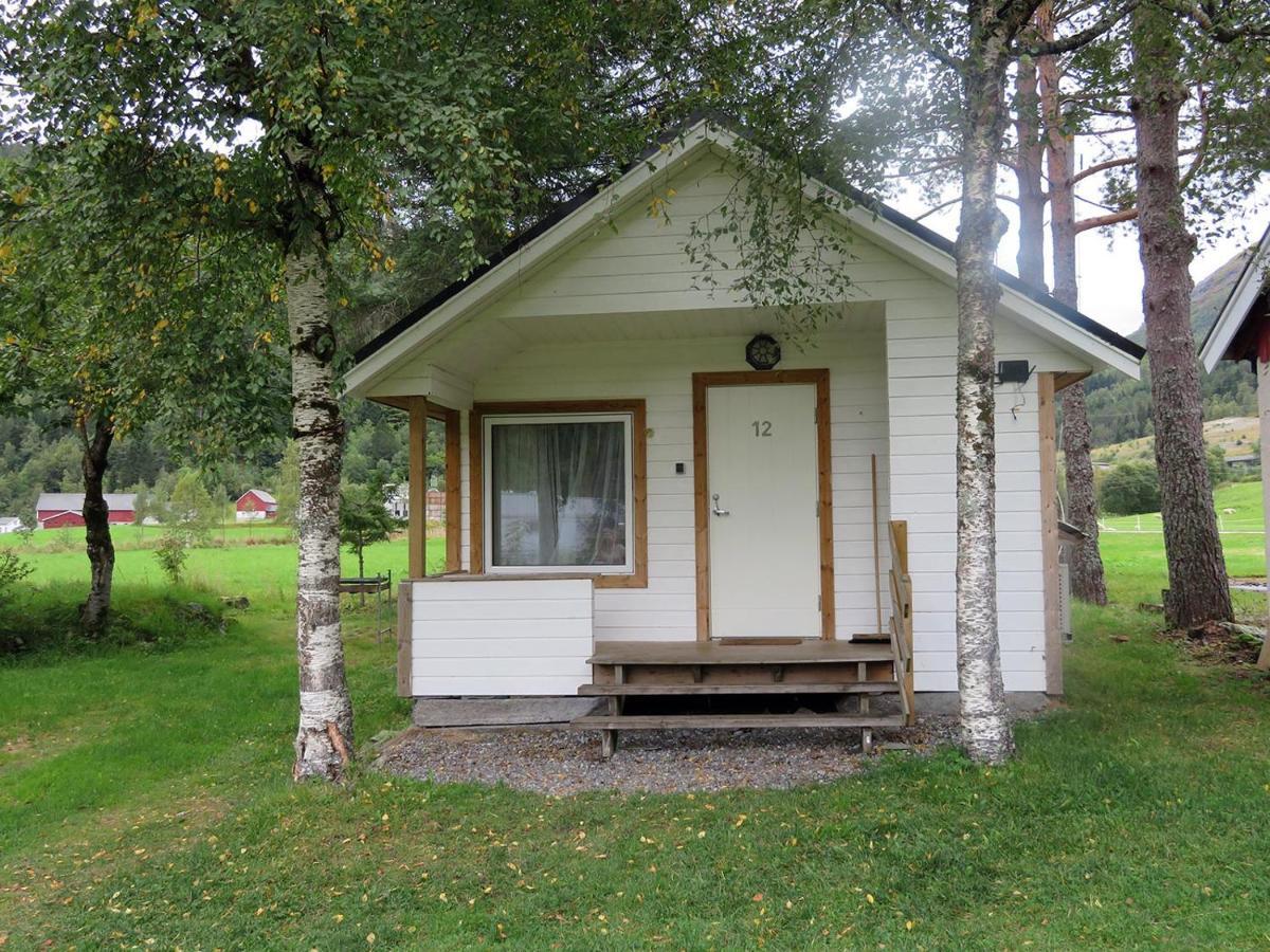 Villa Kalvatn Turistsenter à Austefjorden Extérieur photo