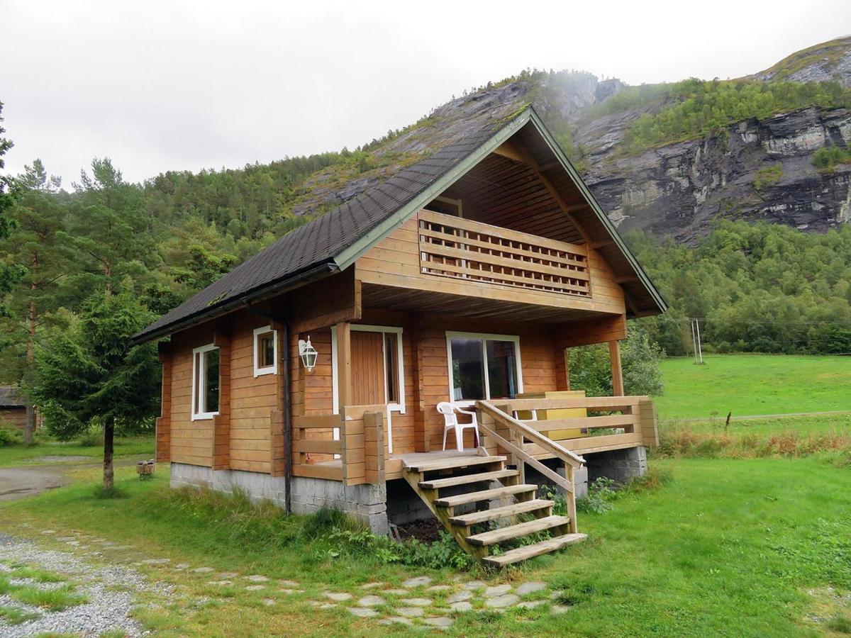 Villa Kalvatn Turistsenter à Austefjorden Extérieur photo